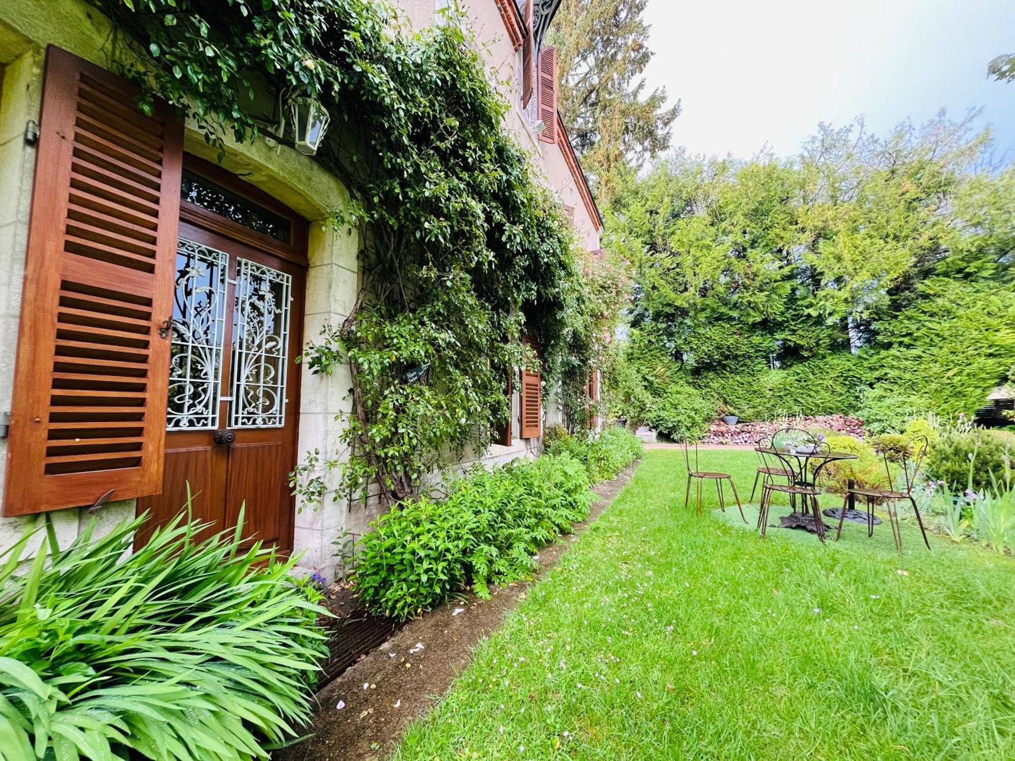 le buisson de la gariole ,chambre rhétaise Aubigny-sur-Nère Exterior foto