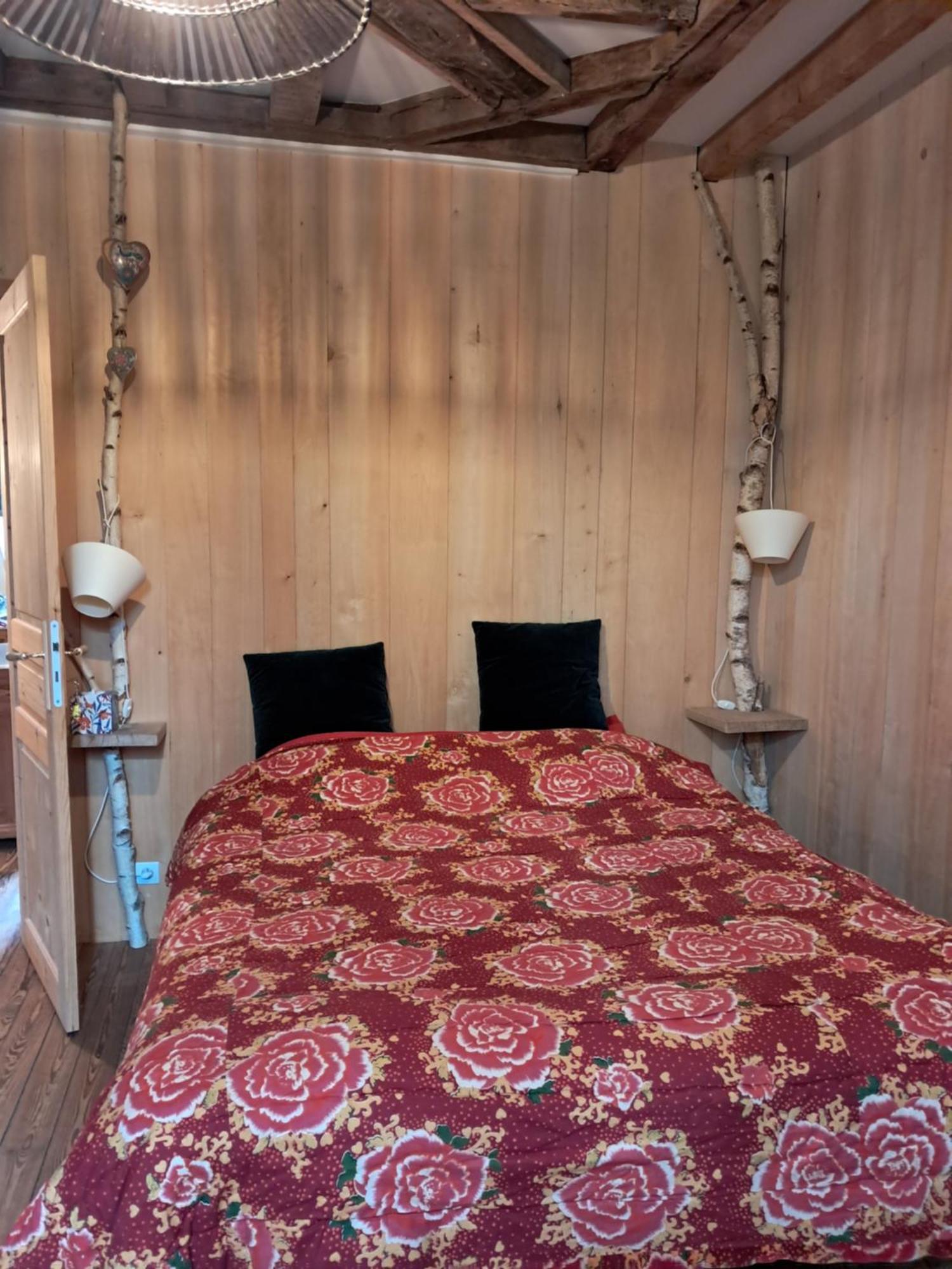 le buisson de la gariole ,chambre rhétaise Aubigny-sur-Nère Exterior foto
